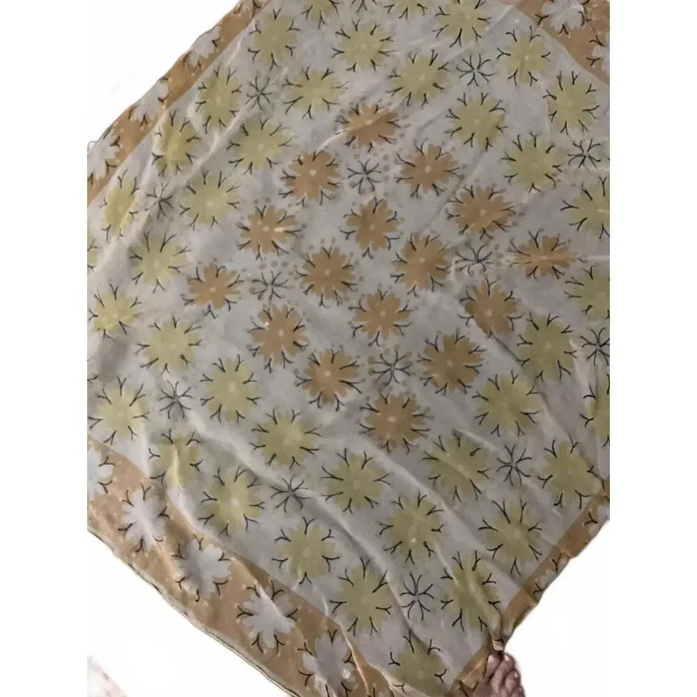 Vera Vintage Floral Print Silk Scarf 20”x20”